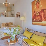 Langmandi Apartment