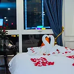 New Era Hotel & Villa