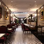 Flora Centre Hotel & Spa