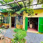 Elephant House - Duong Lam Homestay