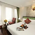 Golden Sail Hotel