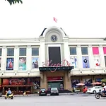 Rosy Old Quarter Homestay
