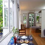 QMP Friendly House Ngũ Xã