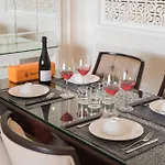 Troy House - D\'Leroi Soleil - 59 Xuan Dieu