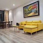 Can Ho Cao Cap Tang Cao Doi Dien Aeon Mall 2Pn/2Pt