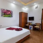 Luxury Airport Hotel