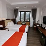 Luckful Hotel