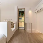 Holly Hideaway-Cozy Nest -Balcony- City Center