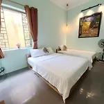 Camelia Homestay
