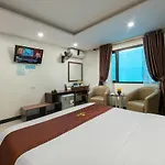 Quang Chung Hotel Le Van Thiem
