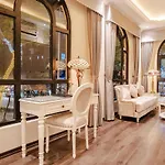 The Castle Hotel