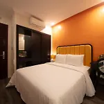 Hanoi Omina Hotel And Travel