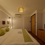 Hanoi Central Park Hotel