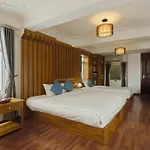 Hanoi Central Park Hotel
