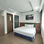 Hanoi Vacanza Premier Hotel