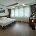 Hanoi Vacanza Premier Hotel