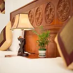 Lefoyer Hotel