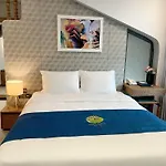 Oriana Hotel & Apartment