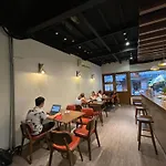 Bong Ha Noi Hostel