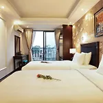 Golden Legend Diamond Hotel & Travel