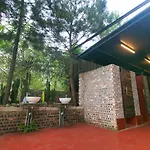 Gisy Water Tower Room