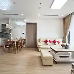 Luxury Apartment Vinhomes Skylake