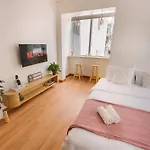 May\'S House 4