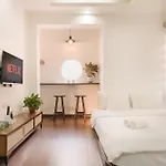May\'S House 3