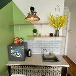 Zoomhome - Homestay Ho Tay