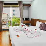 Family Hanoi Hotel