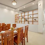 Hanoi Airport Inn & Suites