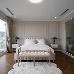 Luxe Paradise Suites Xuan Dieu