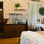 Lahomestay Van Mieu