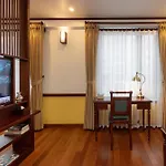 Flower Garden Hotel