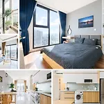 Muse Hanoi Lake View Luxury Apartment - D\' Eldorado