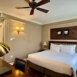 Hotel Du Monde