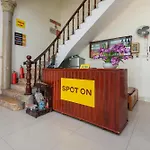 Chikoo Homestay Spot-On