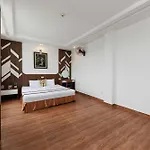 OYO 472 Khách sạn Lenka gần Bệnh viện Nam Thăng Long