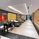 Bay Luxury -Skylark Hotel - 15 Phan Dinh Phung