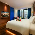 Aurora Central Hanoi Hotel