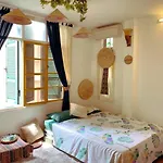 Luna Old Quarter Homestay Room 05