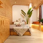 Tropical Home 2