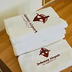 Jademay Airport Hotel