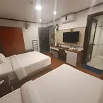 New Moon Hotel