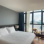 Luxe Paradise Hotel Nguyen Khac Hieu