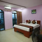 Khách sạn Bảo Long