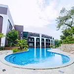 Soc Village Wellness & Retreat