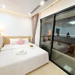 D\'Capitale Studio Luxury Apt #Jerry\'S House