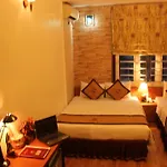 Thai Son Hotel