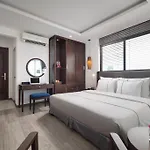 Bonsella Hotel
